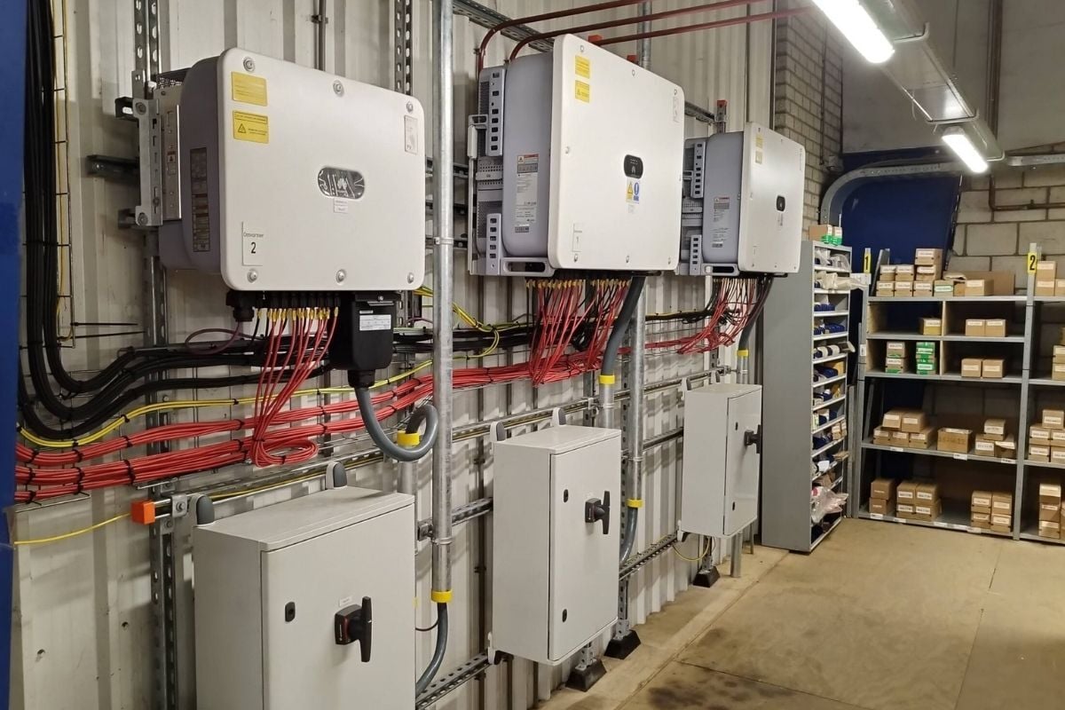 Product-feature-storage-room