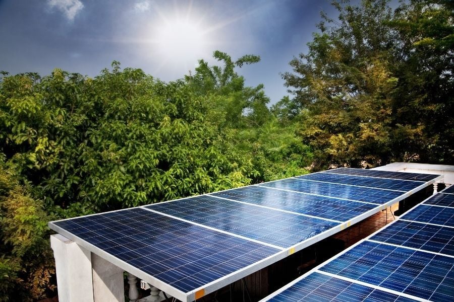 Product-feature-tabs-sustainability-solar