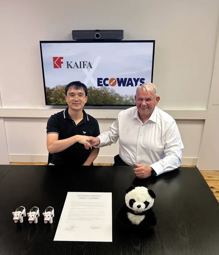 Kaifa-X-Ecoways-Shaking-Hands